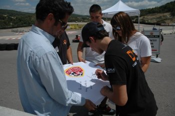 Dedicatoria final al Karting